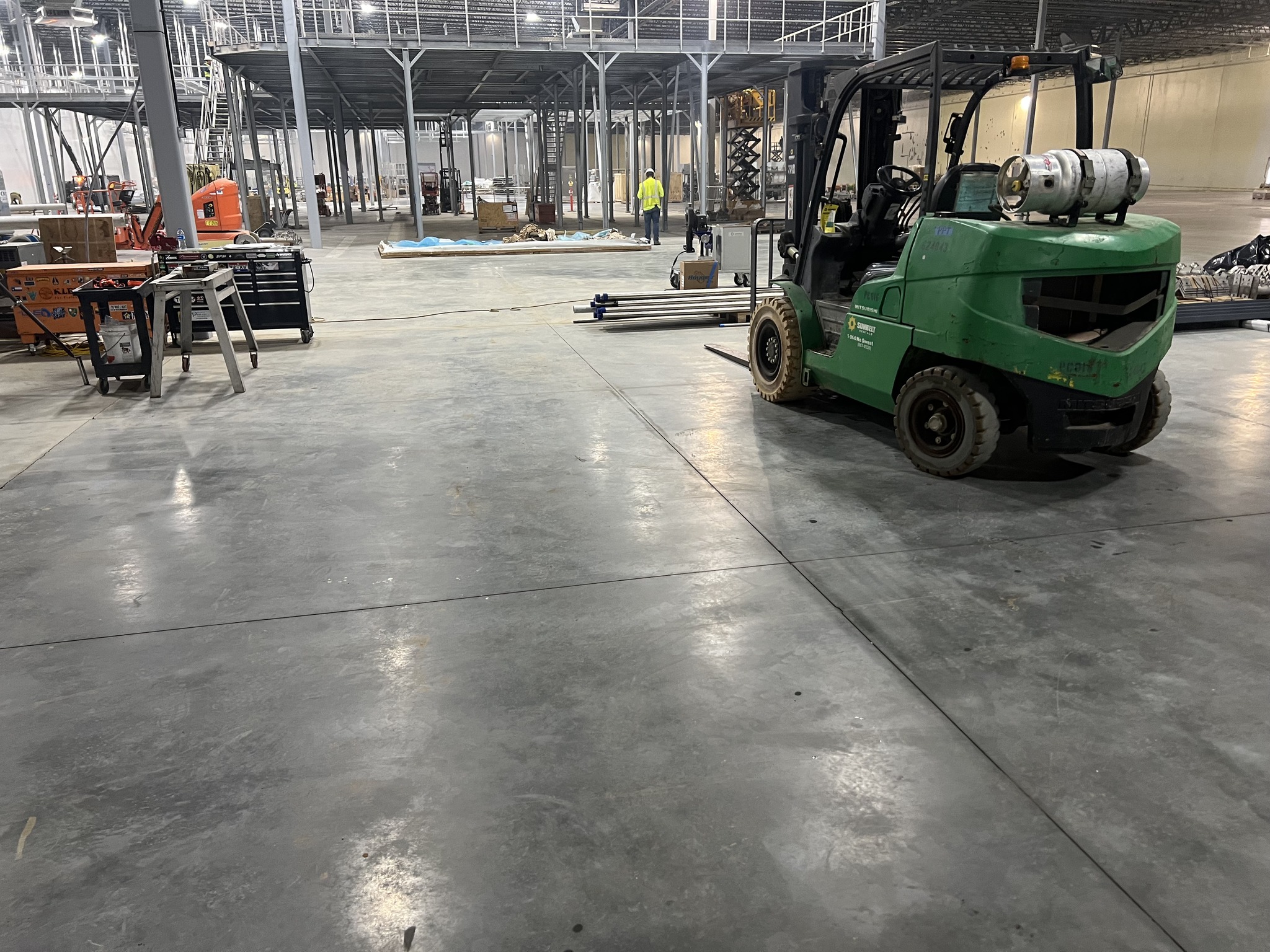 Factory Floor Sweeping Scrubbing Cleaning Best #1 Services in Atlanta, GA