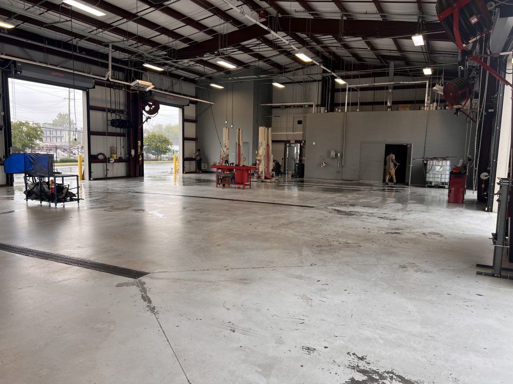 Expert Garage and Mechanic Floor Cleaning in Metro Atlanta