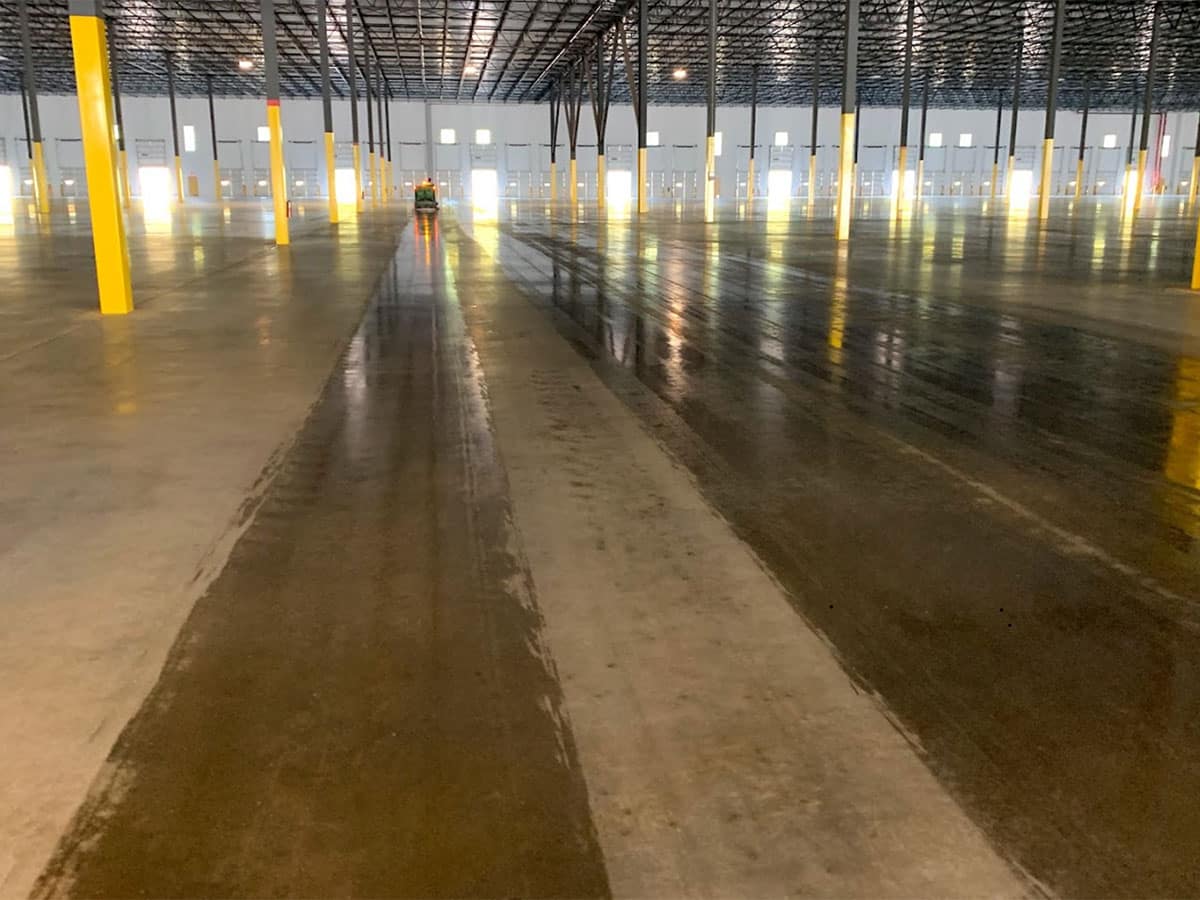 Commercial Warehouse & Industrial - Floor Factory Floor Cleaning - Floor Stripping And Waxing services - Parking Garage Cleaning in Atlanta. GA - 360 Floor Cleaning Services